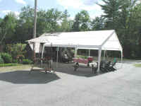 tent east (Medium).JPG (92881 bytes)