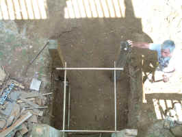 foundation posts .jpg (633854 bytes)