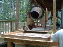 the pour.jpg (625654 bytes)
